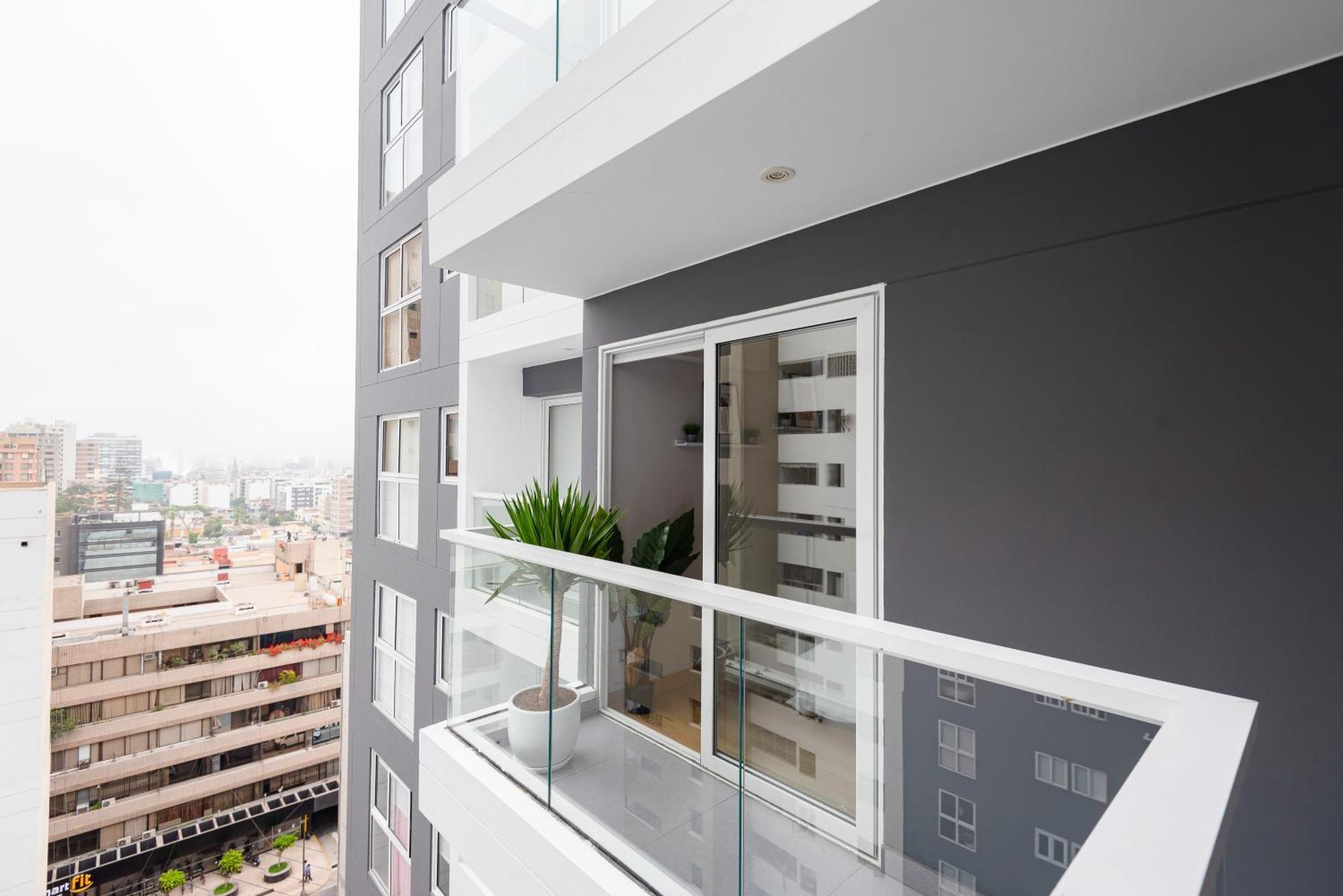 Skyliving Towers Apartments - Peru ليما المظهر الخارجي الصورة