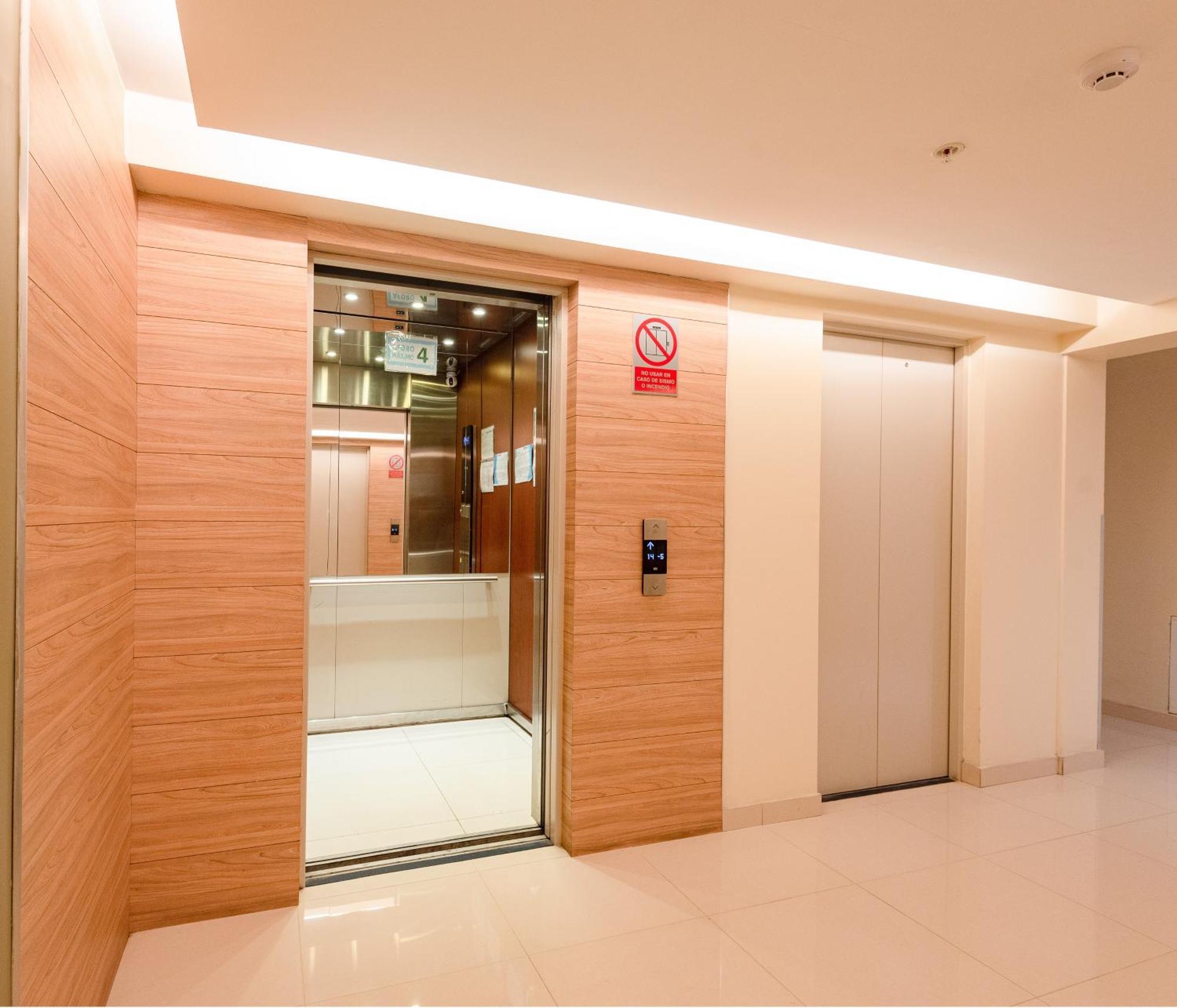Skyliving Towers Apartments - Peru ليما المظهر الخارجي الصورة