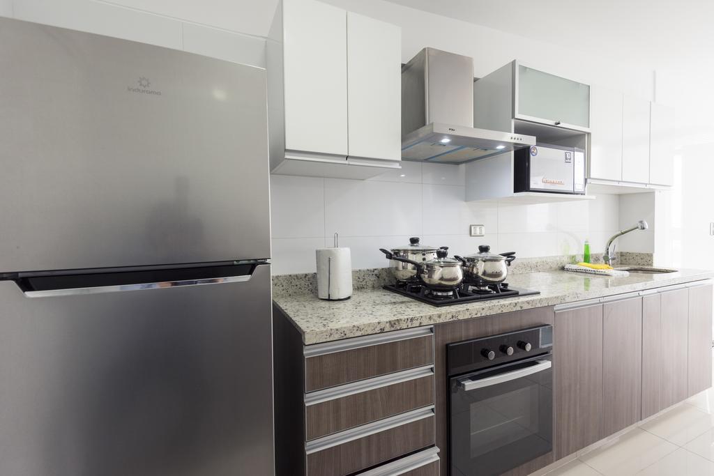 Skyliving Towers Apartments - Peru ليما المظهر الخارجي الصورة